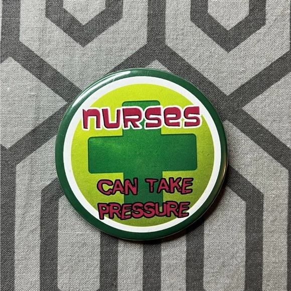 Nurses Button Pins RN, LVN, NP Pre-owned Excellent Condition Lot Of 2 - Picture 6 of 7